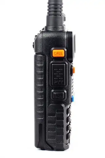 Baofeng UV-5R adóvevő