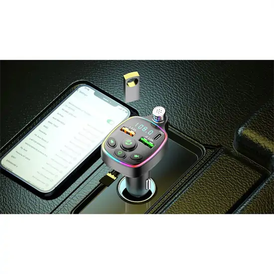 Q11 Bluetooth autós töltő FM adóval, gyorstöltéssel és kihangosítóval