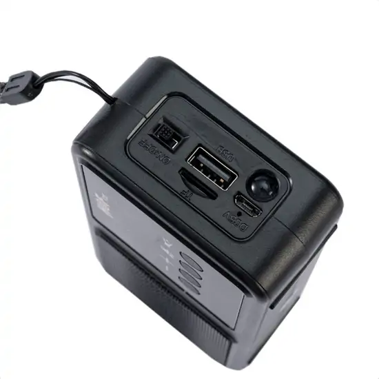 HF-F38 hordozható FM rádió BT kapcsolattal