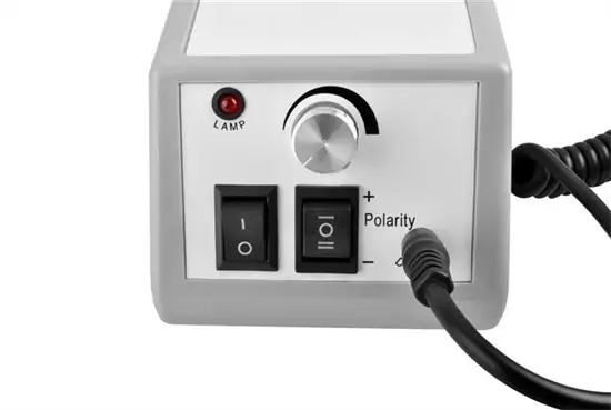 Professzionális körömcsiszoló gép (12 db kiegészítővel)