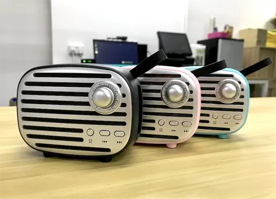 CR-X64 mini hordozható BT hagszóró és FM rádió